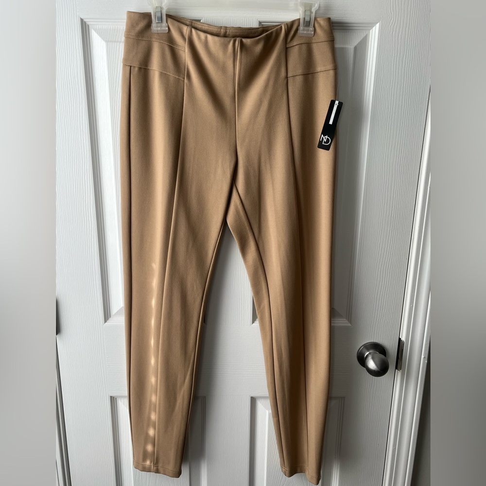 Women’s skinny dress/casual pant